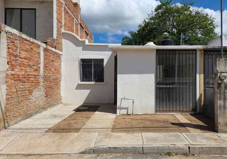 casa en venta circuito de las flores poniente tesistan zapopan jalisco pSpqfmd